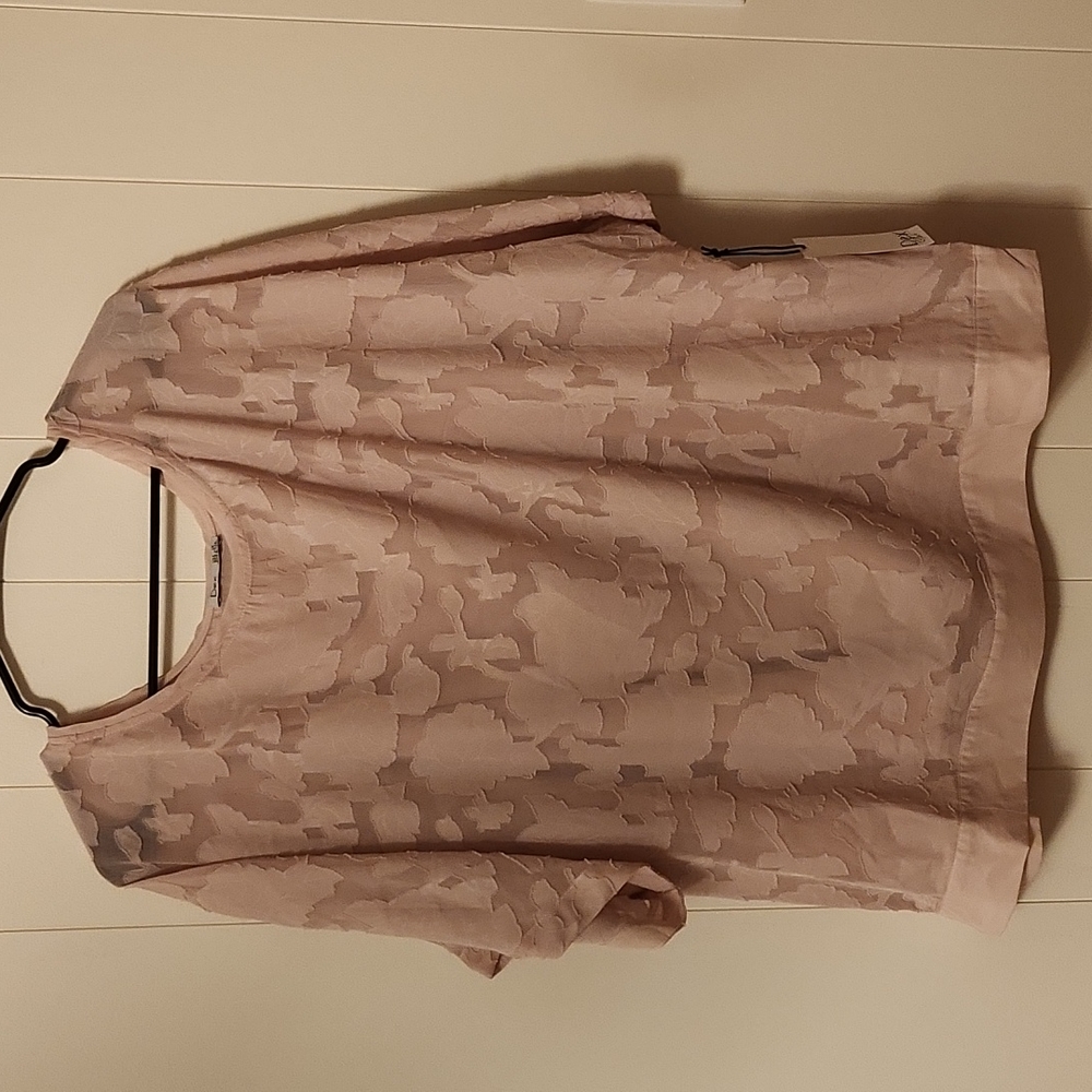 NWT Dex light pink colored blouse.